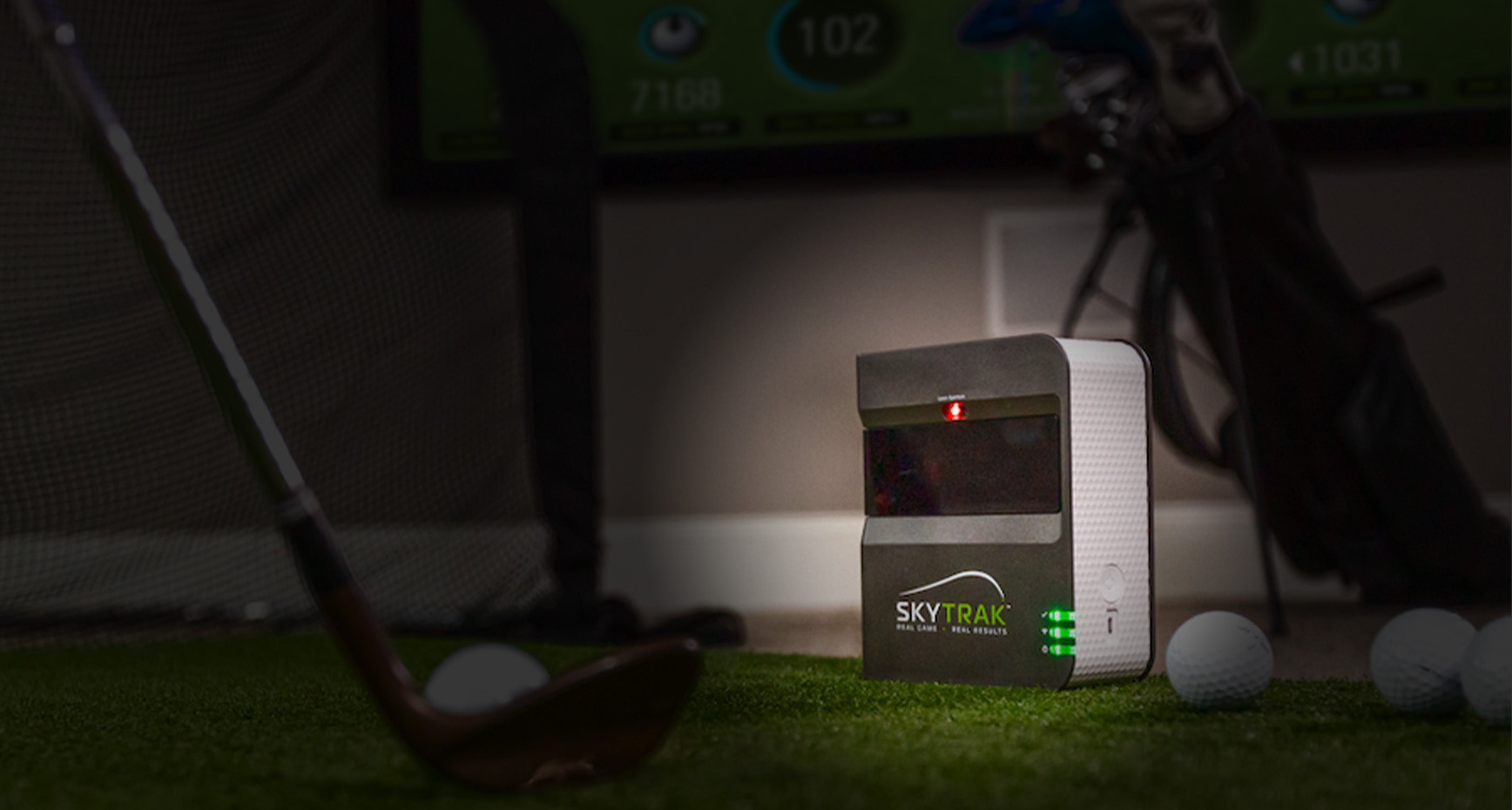SKYTRAK launch monitor for at home golf