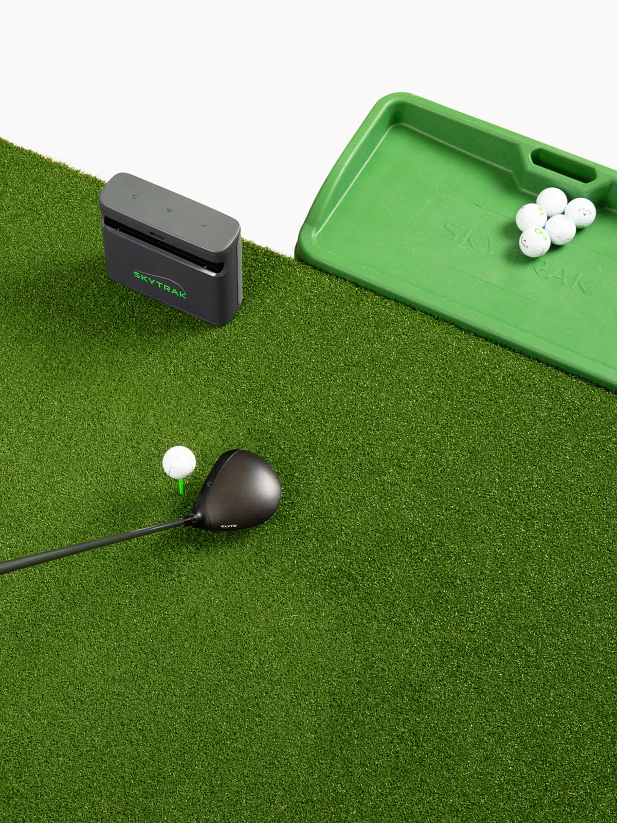 SHOP SKYTRAK™—The #1 Maker of Launch Monitors & Golf Simulators